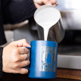 Latte Larry's self-heating Mug 